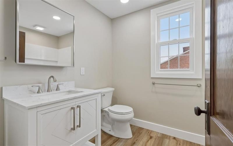 241 Charles AVENUE, New Kensington, 15068, 5 Bedrooms Bedrooms, 9 Rooms Rooms,2 BathroomsBathrooms,Residential,For Sale,Charles,1765321