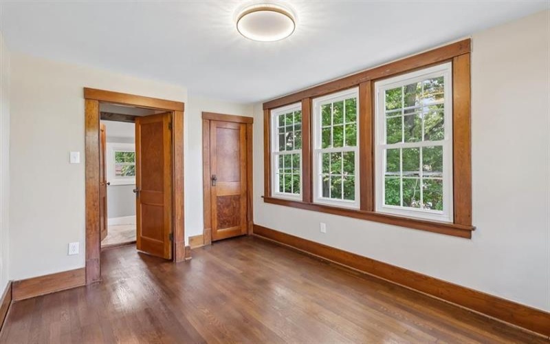 241 Charles AVENUE, New Kensington, 15068, 5 Bedrooms Bedrooms, 9 Rooms Rooms,2 BathroomsBathrooms,Residential,For Sale,Charles,1765321