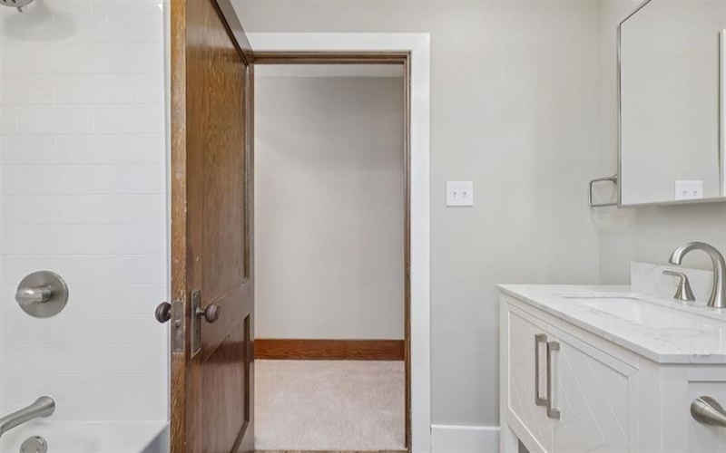 241 Charles AVENUE, New Kensington, 15068, 5 Bedrooms Bedrooms, 9 Rooms Rooms,2 BathroomsBathrooms,Residential,For Sale,Charles,1765321