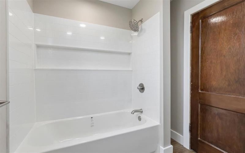 241 Charles AVENUE, New Kensington, 15068, 5 Bedrooms Bedrooms, 9 Rooms Rooms,2 BathroomsBathrooms,Residential,For Sale,Charles,1765321