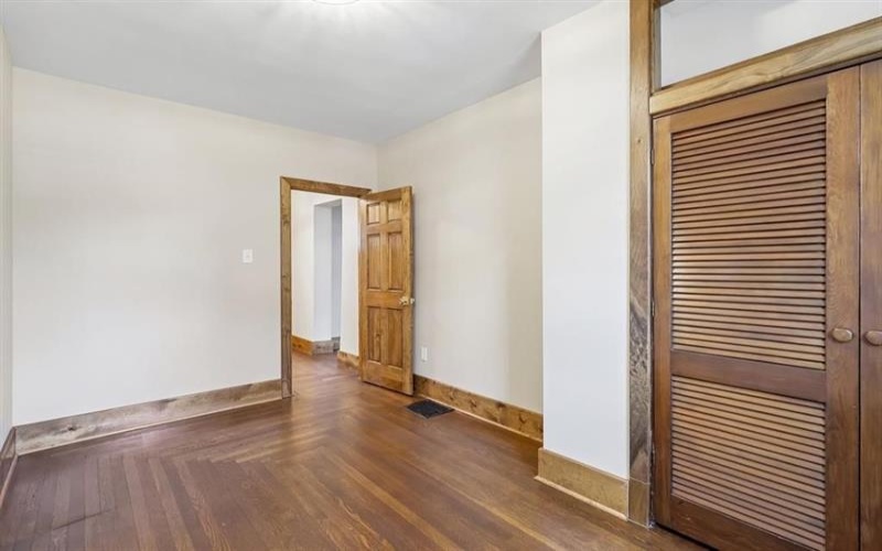 241 Charles AVENUE, New Kensington, 15068, 5 Bedrooms Bedrooms, 9 Rooms Rooms,2 BathroomsBathrooms,Residential,For Sale,Charles,1765321