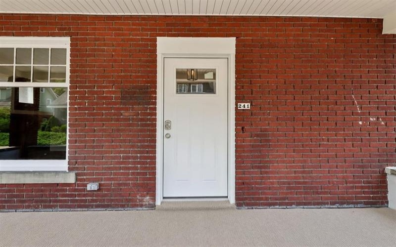 241 Charles AVENUE, New Kensington, 15068, 5 Bedrooms Bedrooms, 9 Rooms Rooms,2 BathroomsBathrooms,Residential,For Sale,Charles,1765321
