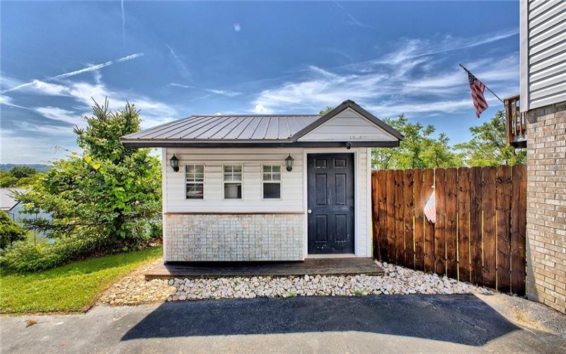 415 Crossbow Dr, New Stanton, 15672, 5 Bedrooms Bedrooms, 12 Rooms Rooms,3.1 BathroomsBathrooms,Residential,For Sale,Crossbow Dr,1765322