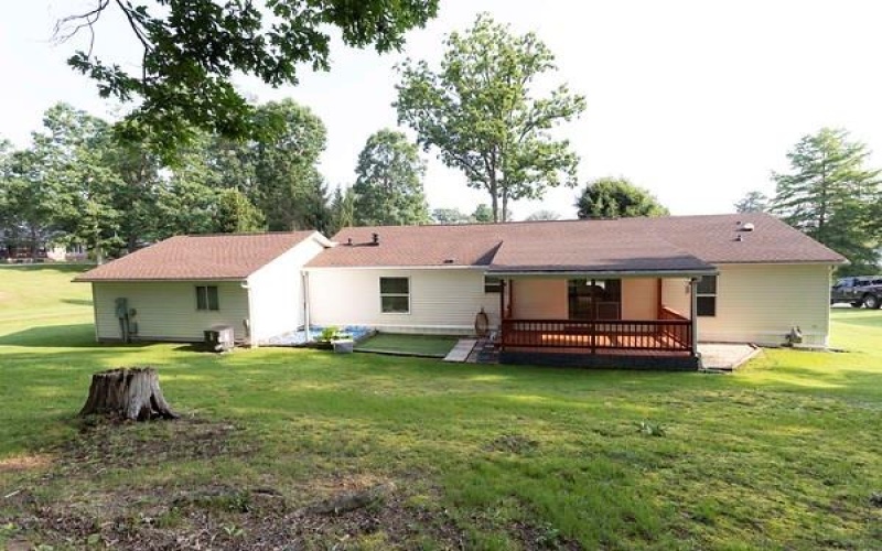 313 South Dr, Somerset, 15501, 3 Bedrooms Bedrooms, ,2 BathroomsBathrooms,Residential,For Sale,South Dr,1765327