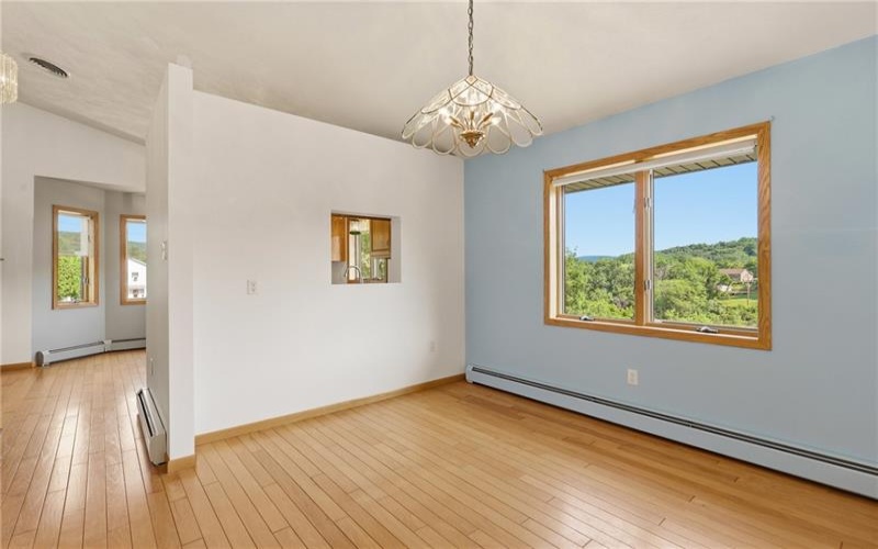 1174 Zucco Ln, Johnstown, 15905, 3 Bedrooms Bedrooms, 10 Rooms Rooms,2.1 BathroomsBathrooms,Residential,For Sale,Zucco Ln,1766892