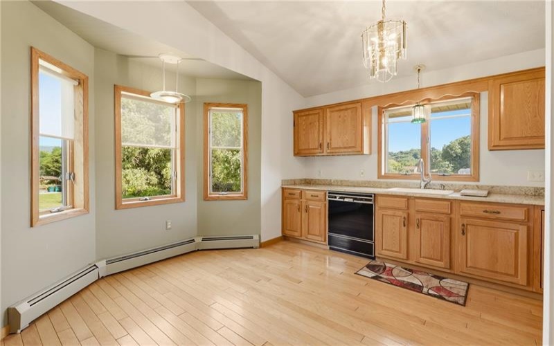 1174 Zucco Ln, Johnstown, 15905, 3 Bedrooms Bedrooms, 10 Rooms Rooms,2.1 BathroomsBathrooms,Residential,For Sale,Zucco Ln,1766892