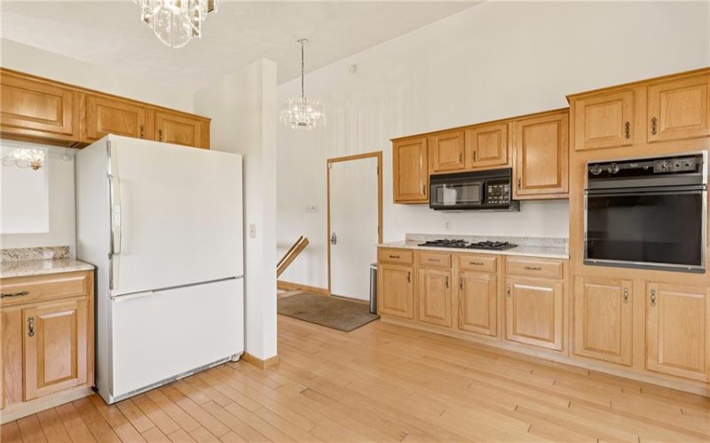 1174 Zucco Ln, Johnstown, 15905, 3 Bedrooms Bedrooms, 10 Rooms Rooms,2.1 BathroomsBathrooms,Residential,For Sale,Zucco Ln,1766892