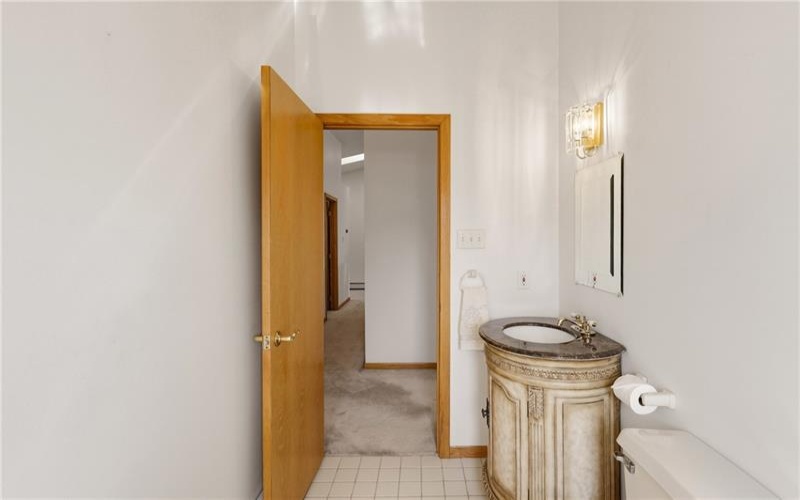 1174 Zucco Ln, Johnstown, 15905, 3 Bedrooms Bedrooms, 10 Rooms Rooms,2.1 BathroomsBathrooms,Residential,For Sale,Zucco Ln,1766892