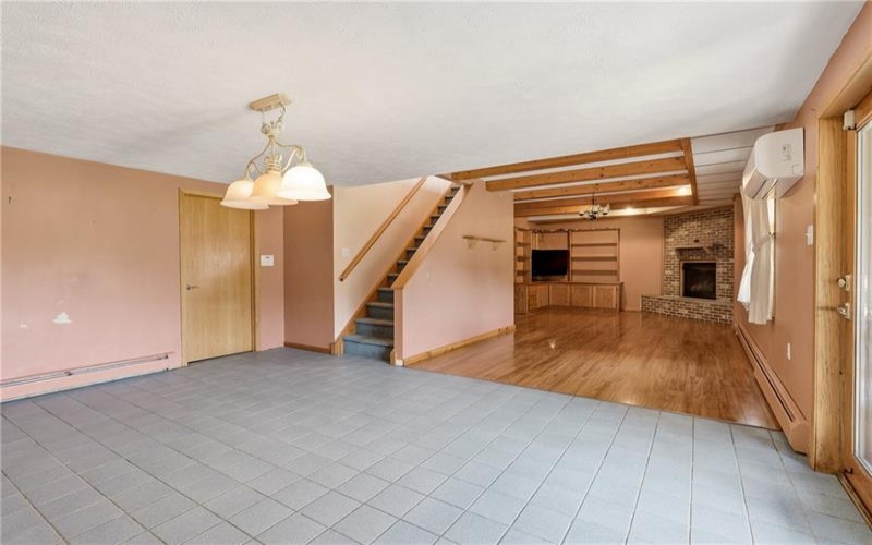 1174 Zucco Ln, Johnstown, 15905, 3 Bedrooms Bedrooms, 10 Rooms Rooms,2.1 BathroomsBathrooms,Residential,For Sale,Zucco Ln,1766892