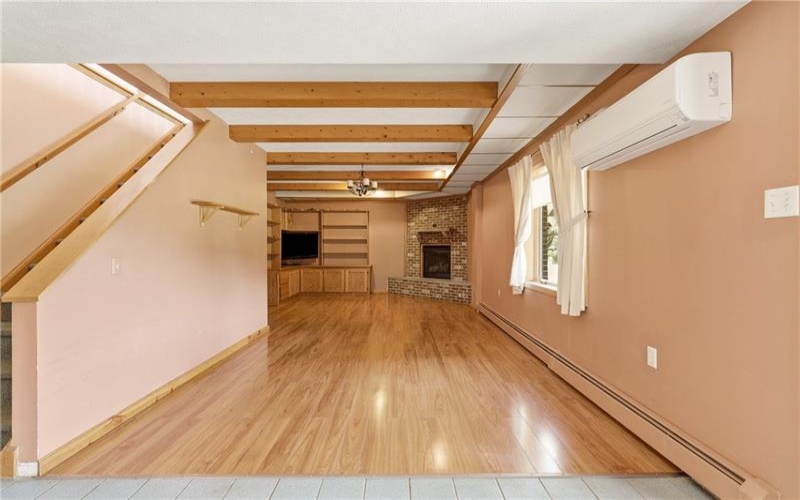 1174 Zucco Ln, Johnstown, 15905, 3 Bedrooms Bedrooms, 10 Rooms Rooms,2.1 BathroomsBathrooms,Residential,For Sale,Zucco Ln,1766892