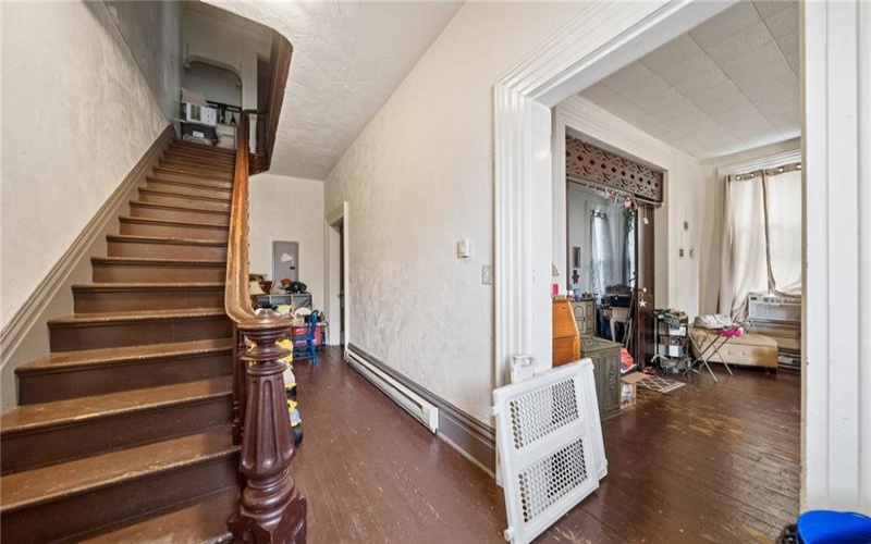 323 Pittsburgh, Greensburg, 15601, ,Multi-unit,For Sale,Pittsburgh,1765332