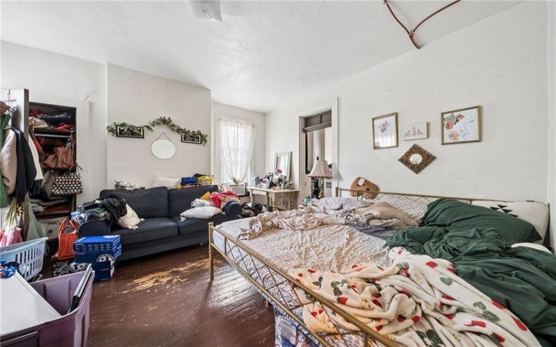 323 Pittsburgh, Greensburg, 15601, ,Multi-unit,For Sale,Pittsburgh,1765332