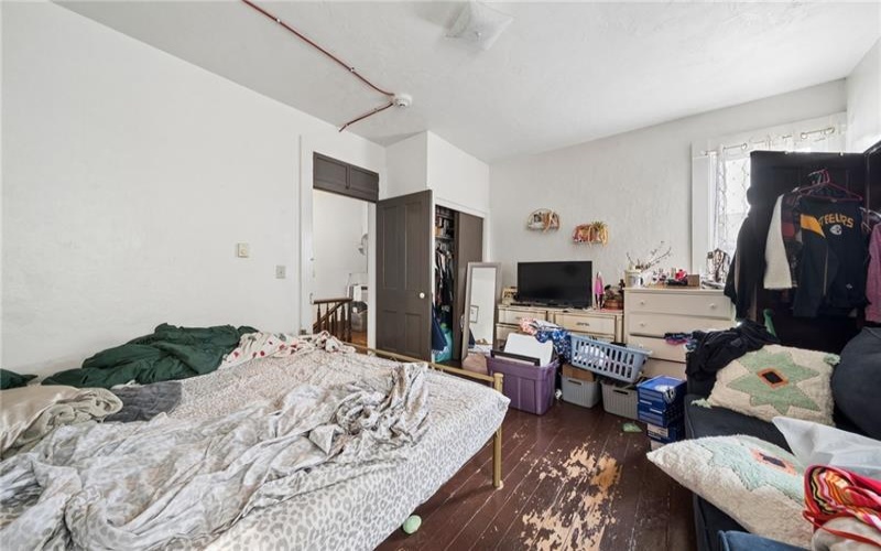 323 Pittsburgh, Greensburg, 15601, ,Multi-unit,For Sale,Pittsburgh,1765332
