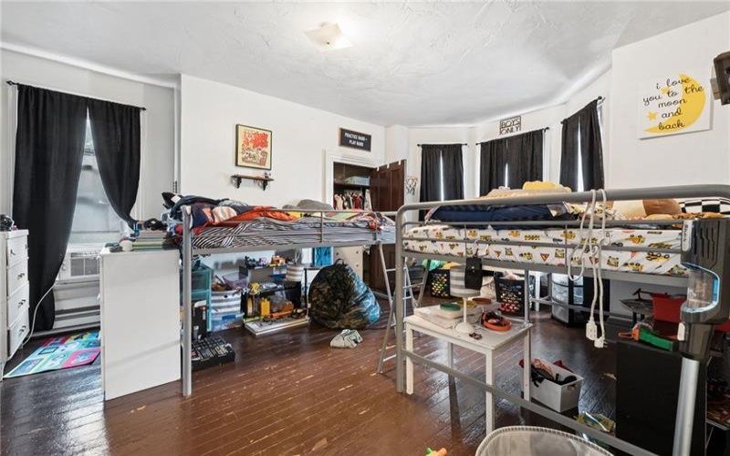 323 Pittsburgh, Greensburg, 15601, ,Multi-unit,For Sale,Pittsburgh,1765332