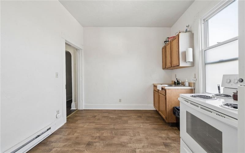 323 Pittsburgh, Greensburg, 15601, ,Multi-unit,For Sale,Pittsburgh,1765332