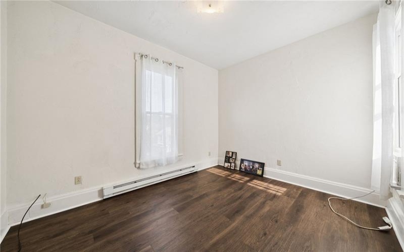 323 Pittsburgh, Greensburg, 15601, ,Multi-unit,For Sale,Pittsburgh,1765332