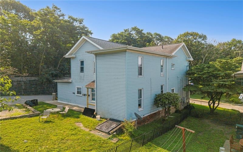323 Pittsburgh, Greensburg, 15601, ,Multi-unit,For Sale,Pittsburgh,1765332
