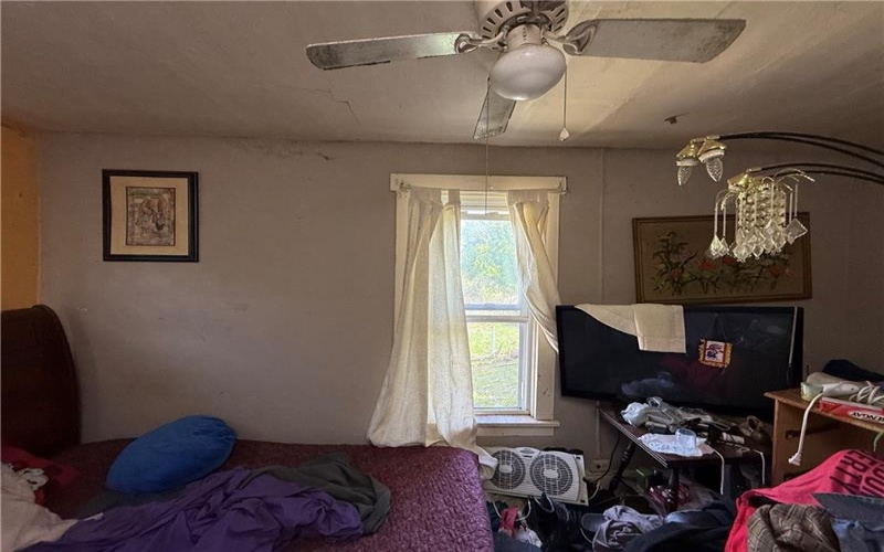 435 6th St, Donora, 15033, 2 Bedrooms Bedrooms, ,1 BathroomBathrooms,Residential,For Sale,6th St,1768244