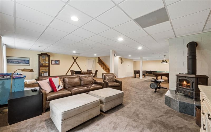 302 Pheasant Run Lane, Champion, 15622, 4 Bedrooms Bedrooms, 12 Rooms Rooms,3.2 BathroomsBathrooms,Residential,For Sale,Pheasant Run Lane,1765381