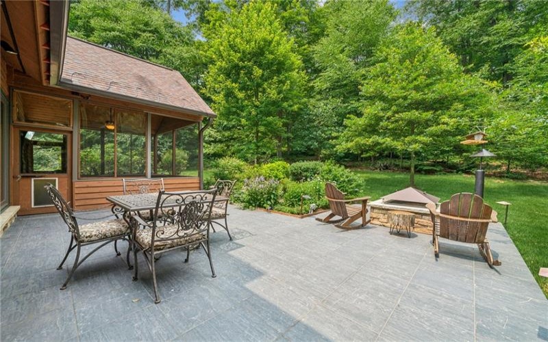 302 Pheasant Run Lane, Champion, 15622, 4 Bedrooms Bedrooms, 12 Rooms Rooms,3.2 BathroomsBathrooms,Residential,For Sale,Pheasant Run Lane,1765381