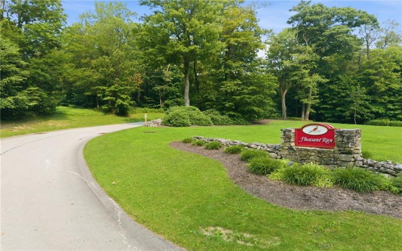 302 Pheasant Run Lane, Champion, 15622, 4 Bedrooms Bedrooms, 12 Rooms Rooms,3.2 BathroomsBathrooms,Residential,For Sale,Pheasant Run Lane,1765381