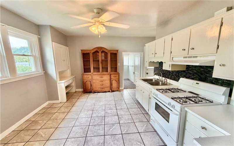 419 FA Cassin Road, Newell, 15466, 3 Bedrooms Bedrooms, 5 Rooms Rooms,1 BathroomBathrooms,Residential,For Sale,FA Cassin Road,1766934