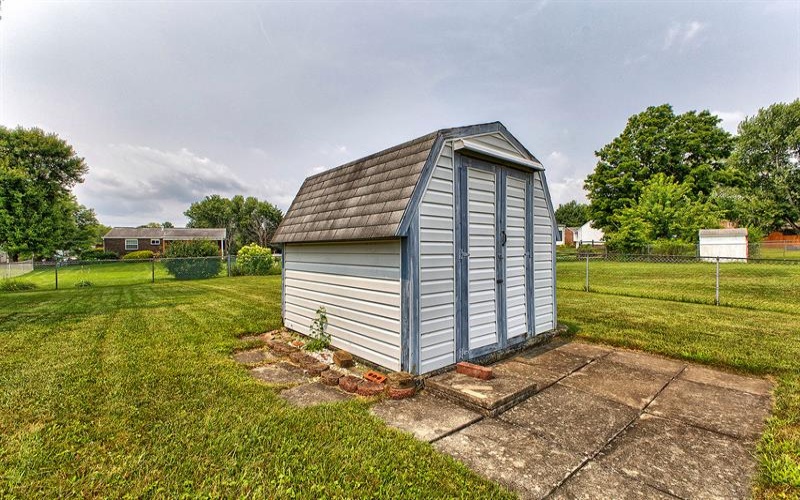 12 Shawnee Drive, Greensburg, 15601, 3 Bedrooms Bedrooms, 7 Rooms Rooms,2 BathroomsBathrooms,Residential,For Sale,Shawnee Drive,1765393