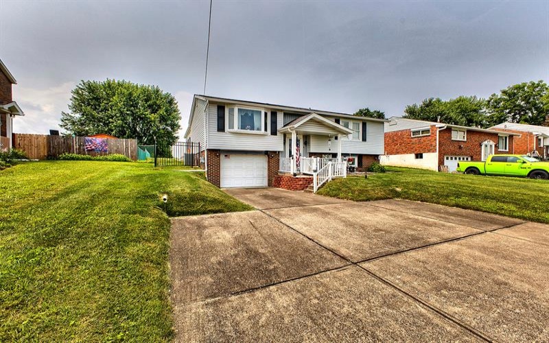 12 Shawnee Drive, Greensburg, 15601, 3 Bedrooms Bedrooms, 7 Rooms Rooms,2 BathroomsBathrooms,Residential,For Sale,Shawnee Drive,1765393