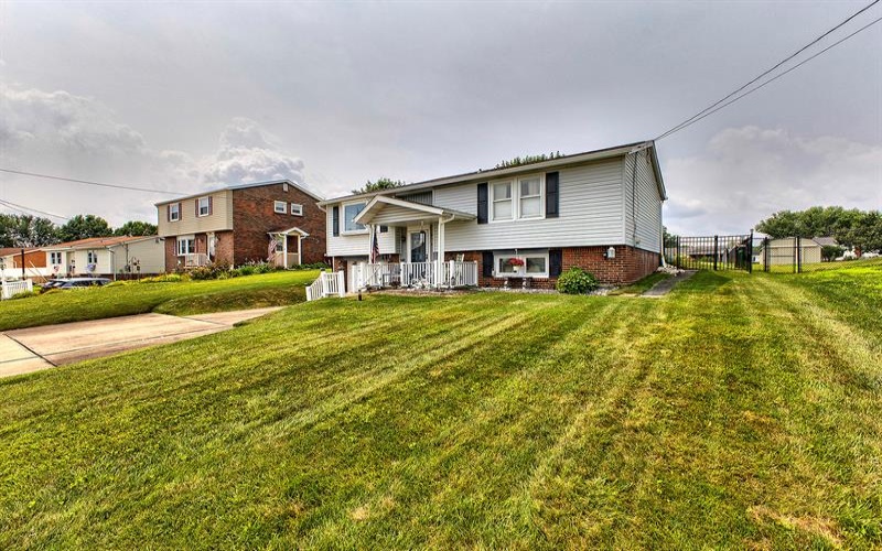 12 Shawnee Drive, Greensburg, 15601, 3 Bedrooms Bedrooms, 7 Rooms Rooms,2 BathroomsBathrooms,Residential,For Sale,Shawnee Drive,1765393