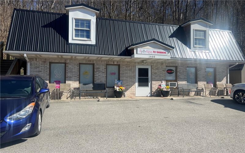 1500 Ferndale Avenue, Johnstown, 15905, 2 Bedrooms Bedrooms, ,1.2 BathroomsBathrooms,Residential,For Sale,Ferndale Avenue,1768291