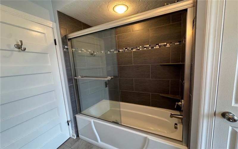 660 E Maiden Street, Washington, 15301, 4 Bedrooms Bedrooms, ,2.1 BathroomsBathrooms,Residential,For Sale,E Maiden Street,1766937