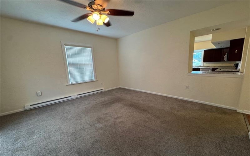 660 E Maiden Street, Washington, 15301, 4 Bedrooms Bedrooms, ,2.1 BathroomsBathrooms,Residential,For Sale,E Maiden Street,1766937