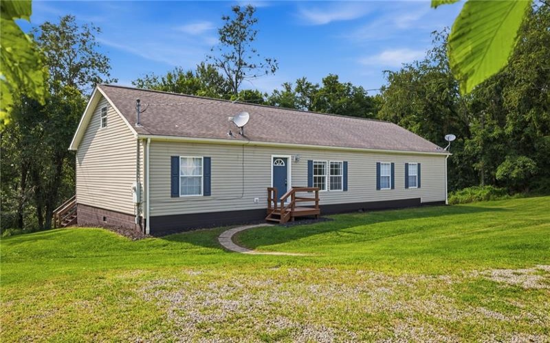 255 Mount Zion Rd, Prosperity, 15329, 3 Bedrooms Bedrooms, 9 Rooms Rooms,2 BathroomsBathrooms,Residential,For Sale,Mount Zion Rd,1766940