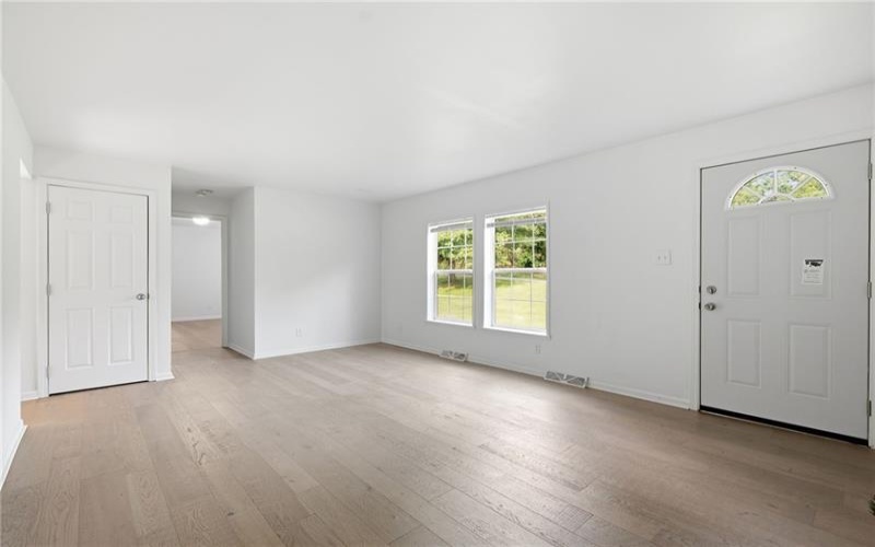 255 Mount Zion Rd, Prosperity, 15329, 3 Bedrooms Bedrooms, 9 Rooms Rooms,2 BathroomsBathrooms,Residential,For Sale,Mount Zion Rd,1766940