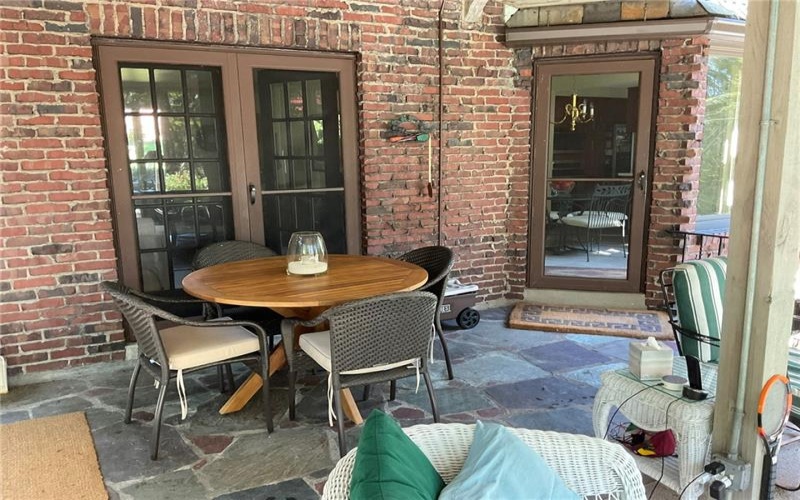 1080 Woodberry Rd, New Kensington, 15068, 5 Bedrooms Bedrooms, 11 Rooms Rooms,3.3 BathroomsBathrooms,Residential,For Sale,Woodberry Rd,1768304