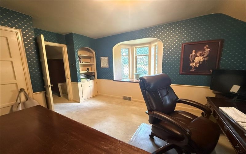 1080 Woodberry Rd, New Kensington, 15068, 5 Bedrooms Bedrooms, 11 Rooms Rooms,3.3 BathroomsBathrooms,Residential,For Sale,Woodberry Rd,1768304