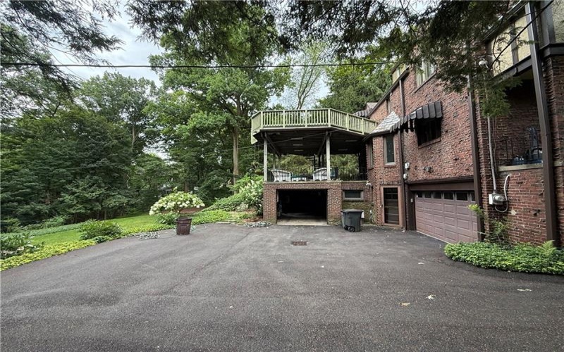 1080 Woodberry Rd, New Kensington, 15068, 5 Bedrooms Bedrooms, 11 Rooms Rooms,3.3 BathroomsBathrooms,Residential,For Sale,Woodberry Rd,1768304