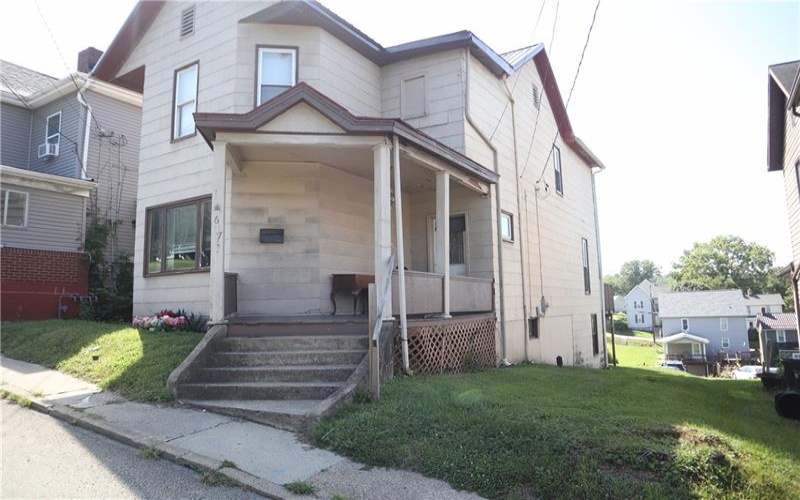 627 Wood St, California, 15419, 4 Bedrooms Bedrooms, 8 Rooms Rooms,2 BathroomsBathrooms,Residential,For Sale,Wood St,1768307