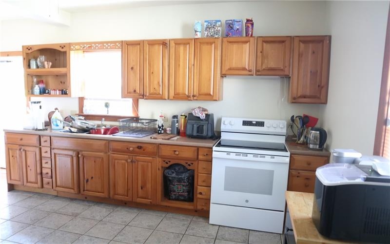 627 Wood St, California, 15419, 4 Bedrooms Bedrooms, 8 Rooms Rooms,2 BathroomsBathrooms,Residential,For Sale,Wood St,1768307