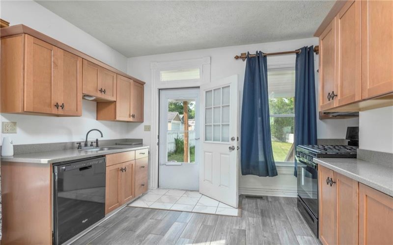 53 Harrison St, Washington, 15301, 4 Bedrooms Bedrooms, 9 Rooms Rooms,1.1 BathroomsBathrooms,Residential,For Sale,Harrison St,1765401