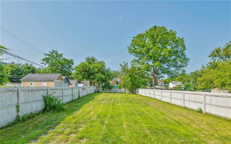 53 Harrison St, Washington, 15301, 4 Bedrooms Bedrooms, 9 Rooms Rooms,1.1 BathroomsBathrooms,Residential,For Sale,Harrison St,1765401