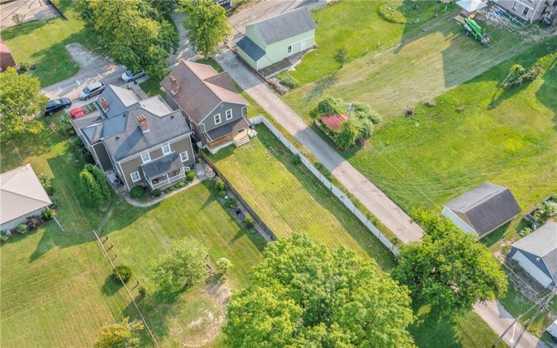 53 Harrison St, Washington, 15301, 4 Bedrooms Bedrooms, 9 Rooms Rooms,1.1 BathroomsBathrooms,Residential,For Sale,Harrison St,1765401