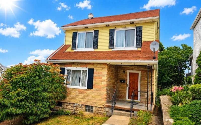 124 Holmes Street, Vandergrift, 15690, 3 Bedroom Bedrooms, ,1 BathroomBathrooms,Residential,For Sale,Holmes Street,1766977