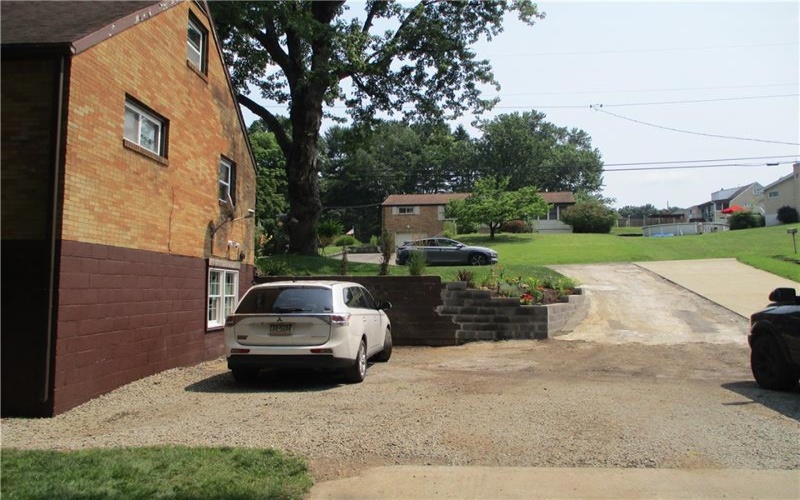 180 Forest Dr, North Huntingdon, 15642, 3 Bedrooms Bedrooms, 9 Rooms Rooms,1.1 BathroomsBathrooms,Residential,For Sale,Forest Dr,1765408