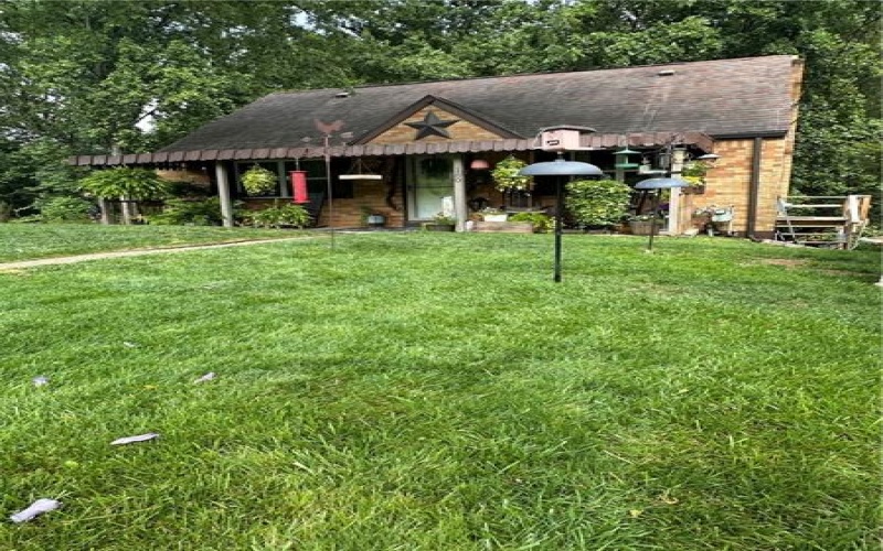 180 Forest Dr, North Huntingdon, 15642, 3 Bedrooms Bedrooms, 9 Rooms Rooms,1.1 BathroomsBathrooms,Residential,For Sale,Forest Dr,1765408