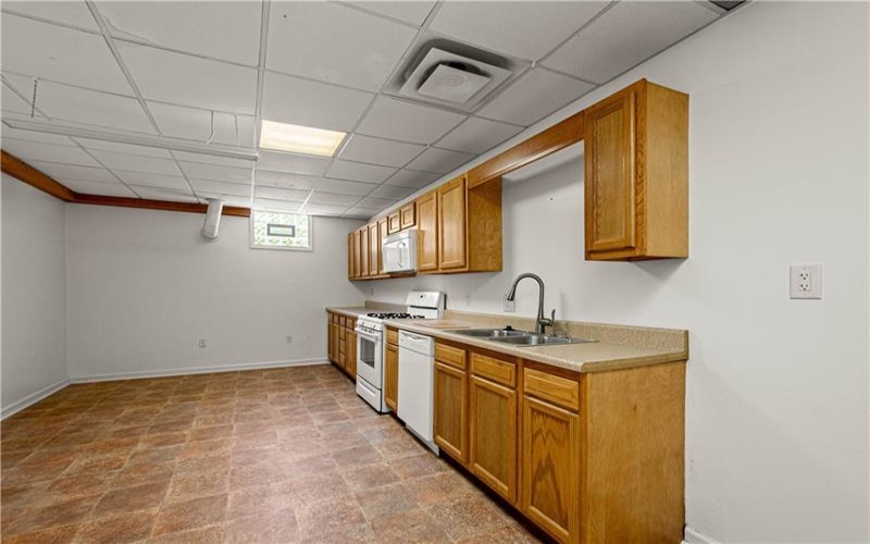 185 Dutch Glory Road, Amity, 15311, ,Commercial-industrial-business,For Sale,Dutch Glory Road,1765411