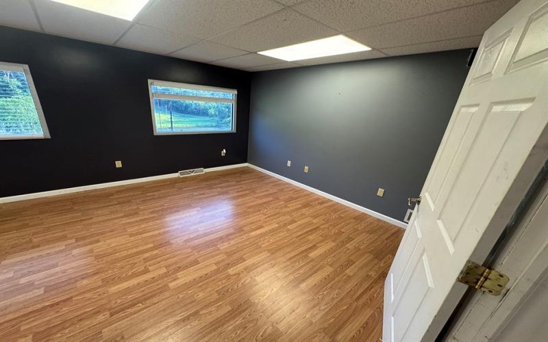 97 Pines Marginal ROAD, Charleroi, 15022, ,Commercial-industrial-business,For Sale,Pines Marginal,1766980