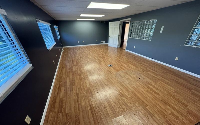 97 Pines Marginal ROAD, Charleroi, 15022, ,Commercial-industrial-business,For Sale,Pines Marginal,1766980