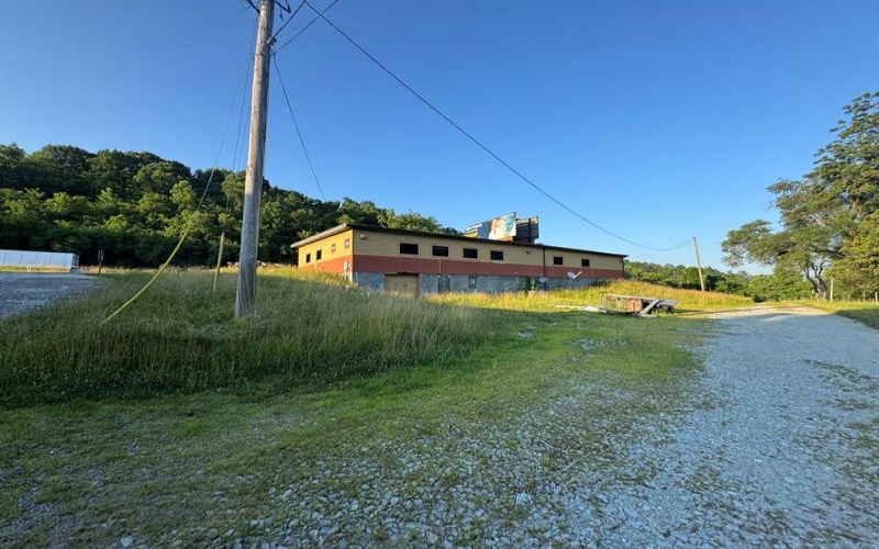 97 Pines Marginal ROAD, Charleroi, 15022, ,Commercial-industrial-business,For Sale,Pines Marginal,1766980