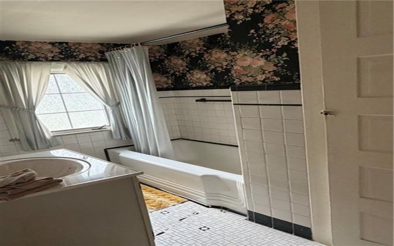 5710 Lincoln Ave, Export, 15632, 3 Bedrooms Bedrooms, 9 Rooms Rooms,2 BathroomsBathrooms,Residential,For Sale,Lincoln Ave,1765434